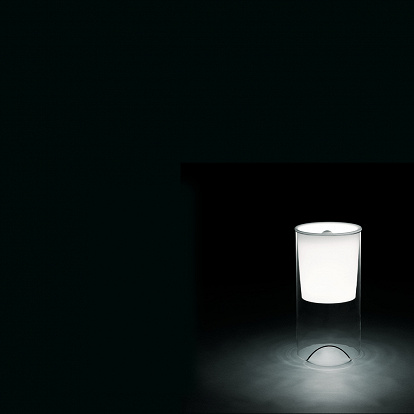 softlight Stehlampe AOY von Flos aus Glas