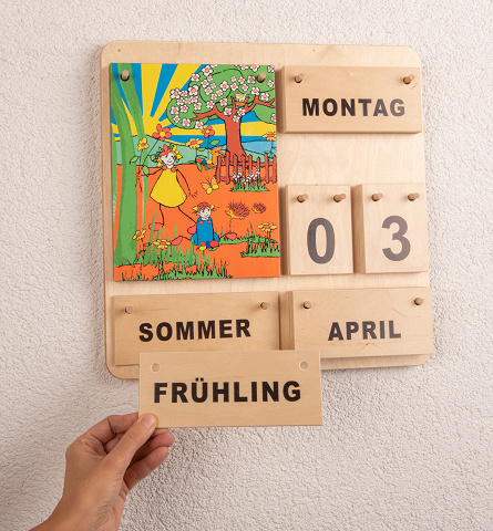Holz-Dauerkalender fürs Kinderzimmer