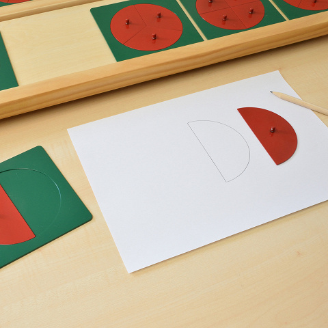 Montessori Bruchaufgaben lösen
