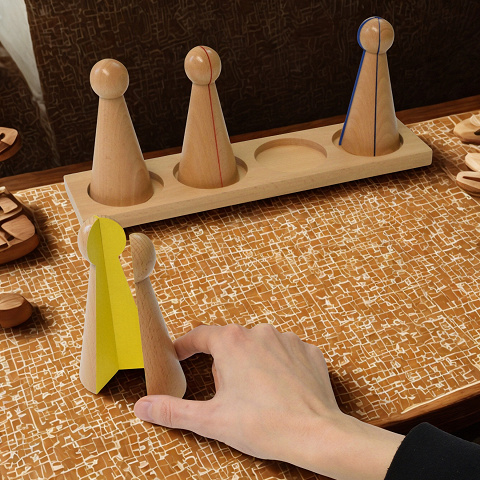 Mit Montessori Brüche üben.